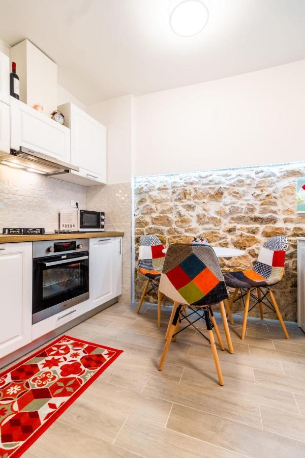 Studio Apartman Mirela Kastel Stafilic Kaštela 外观 照片