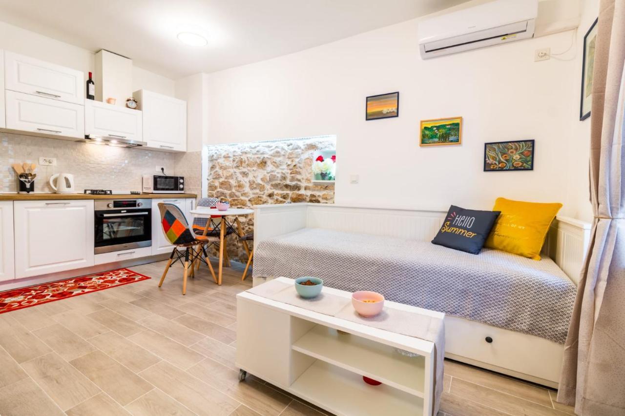 Studio Apartman Mirela Kastel Stafilic Kaštela 外观 照片