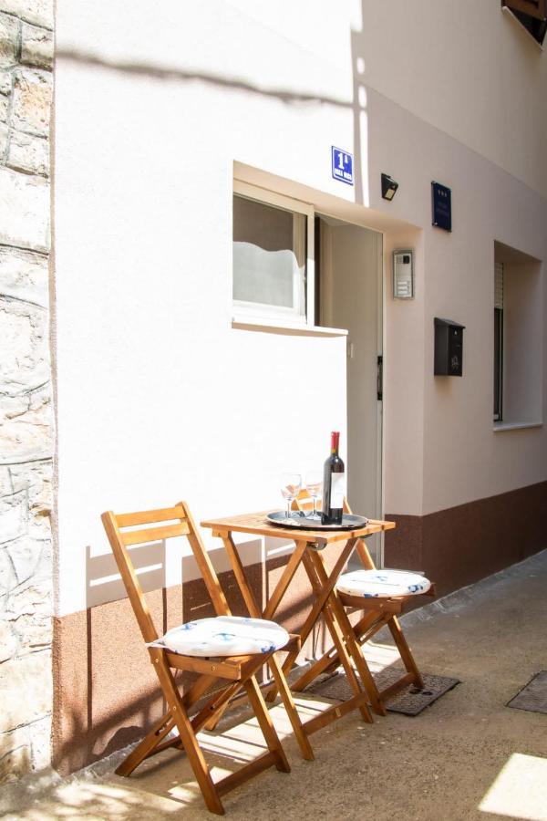 Studio Apartman Mirela Kastel Stafilic Kaštela 外观 照片